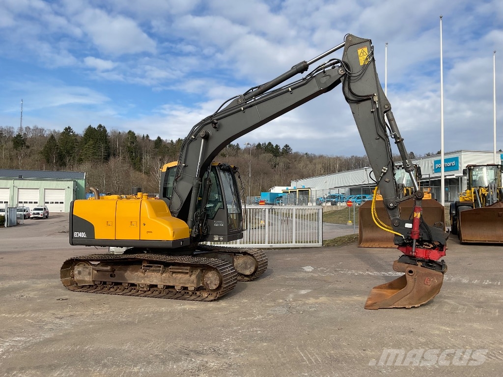 Volvo EC 140 C L Beltegraver
