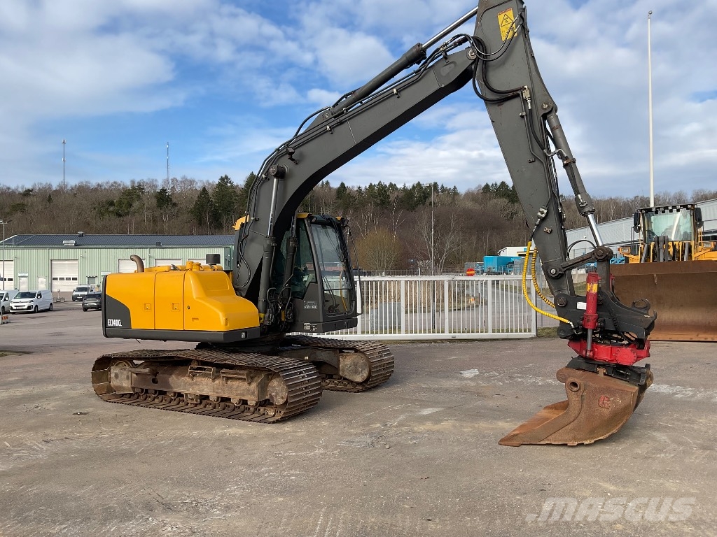 Volvo EC 140 C L Beltegraver