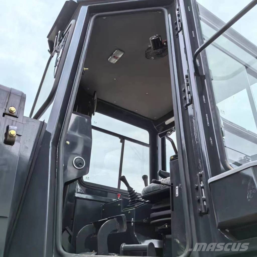Shantui SD 32 Bandschaktare