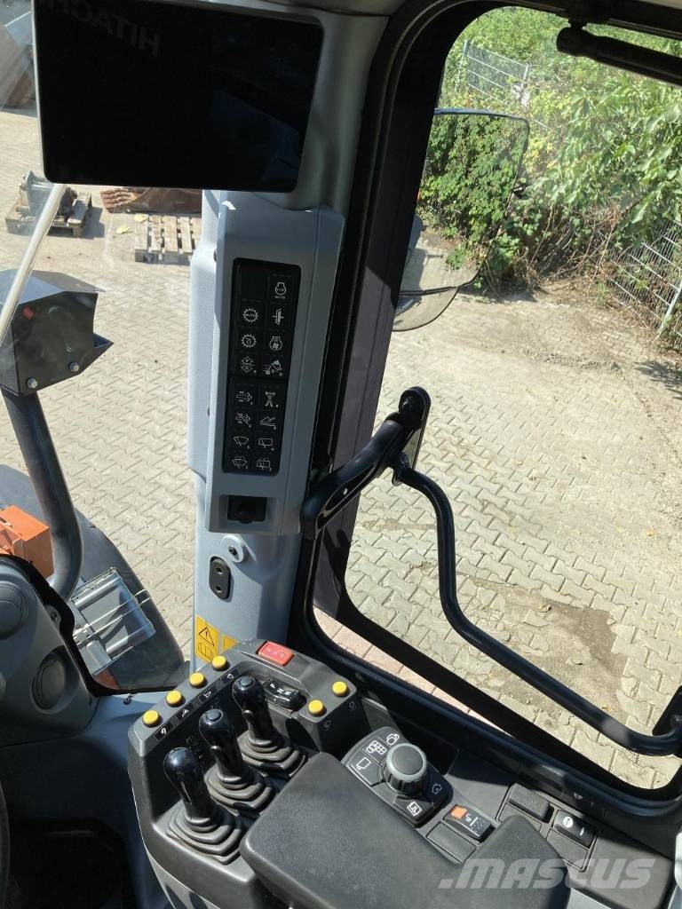 Hitachi ZW 180-7 Rataslaadurid