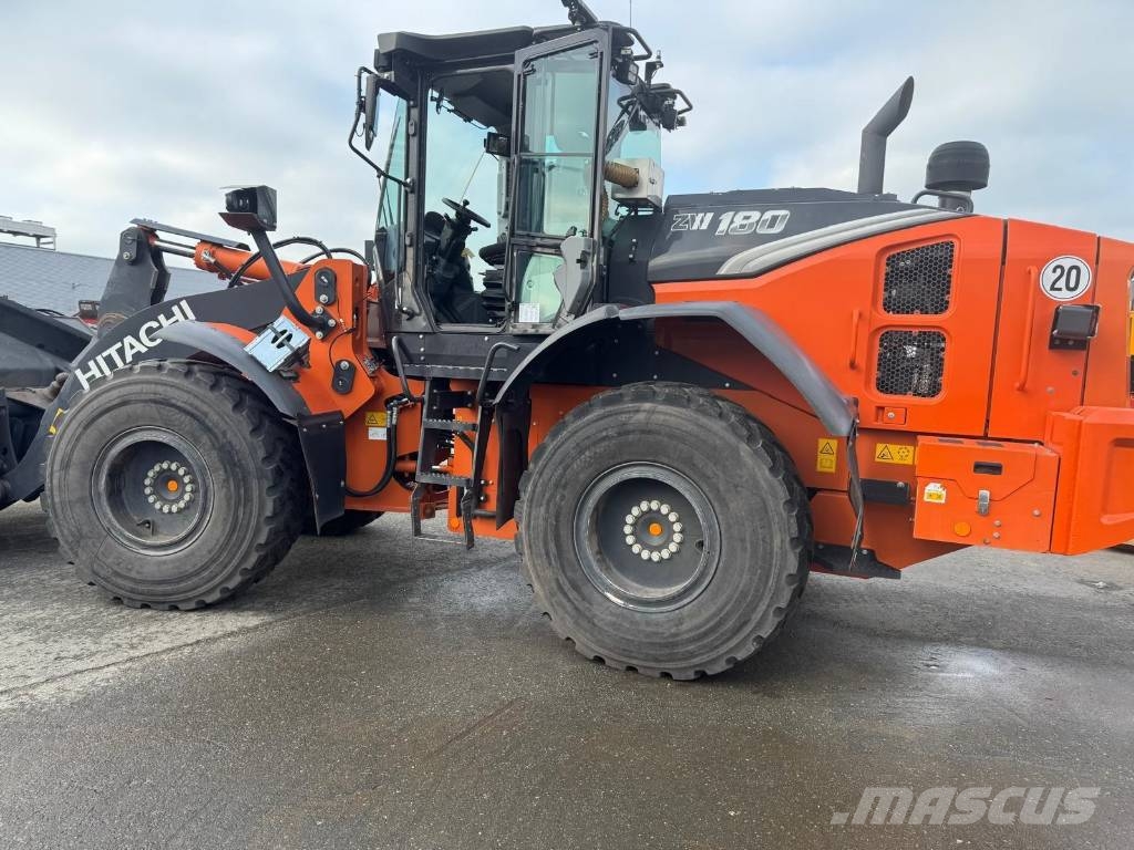 Hitachi ZW 180-7 Rataslaadurid
