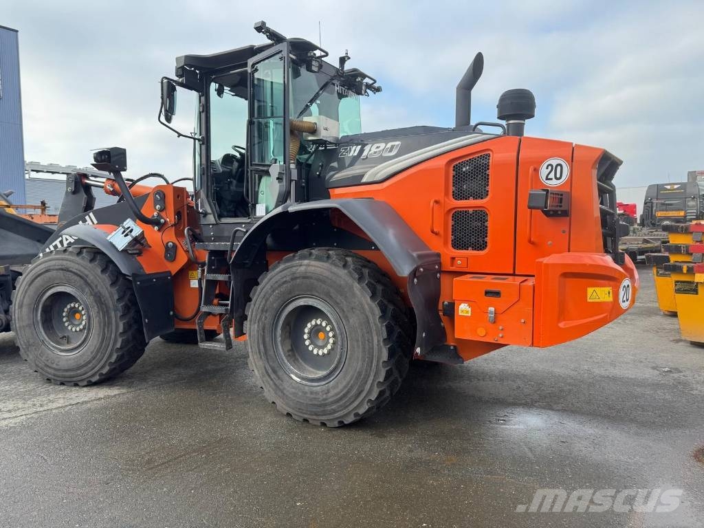 Hitachi ZW 180-7 Rataslaadurid
