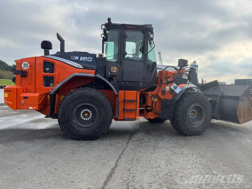 Hitachi ZW 180-7 Rataslaadurid