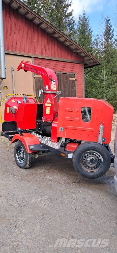 Teknamotor SKORPION 250SDT Trituradoras de madera