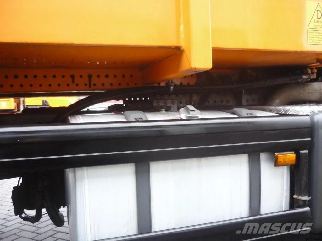 Scania P320 6x2-4 euro 5 Garbage box Zoeller Medium XL 23 Popelářské vozy