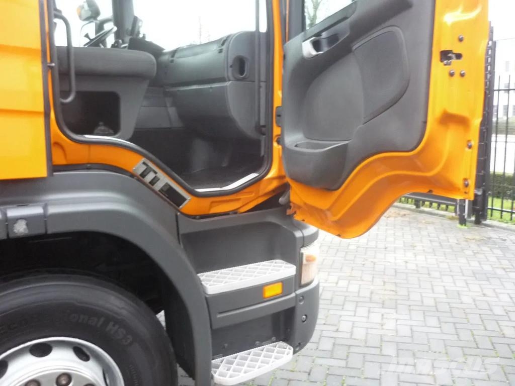 Scania P320 6x2-4 euro 5 Garbage box Zoeller Medium XL 23 Popelářské vozy