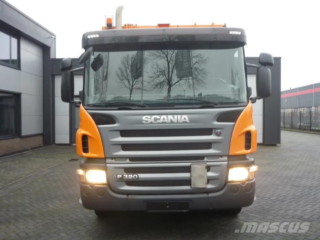 Scania P320 6x2-4 euro 5 Garbage box Zoeller Medium XL 23 Popelářské vozy