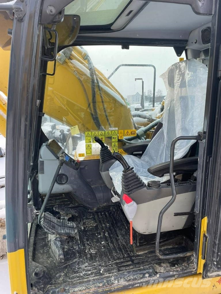 Komatsu HB215LC-1 Rupsgraafmachines