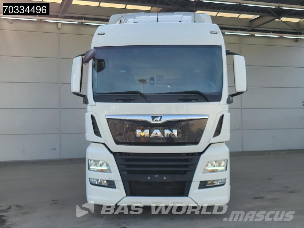 MAN TGX 18.470 4X2 XLX Mega Retarder 2x Tanks Standkli Tegljači