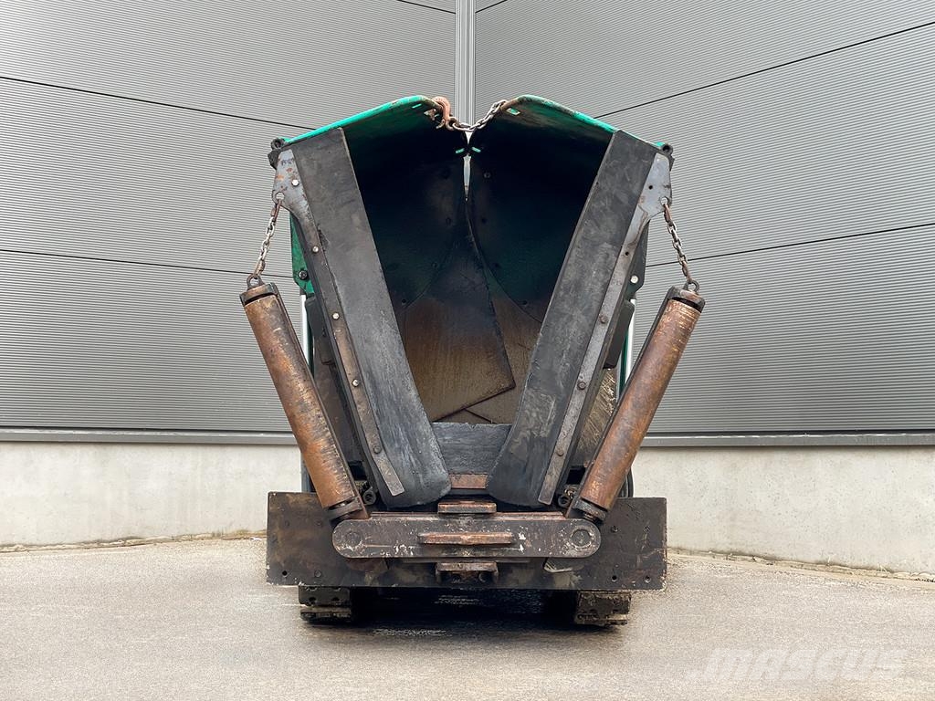 Vögele SUPER 700-3i Машини за асфалт