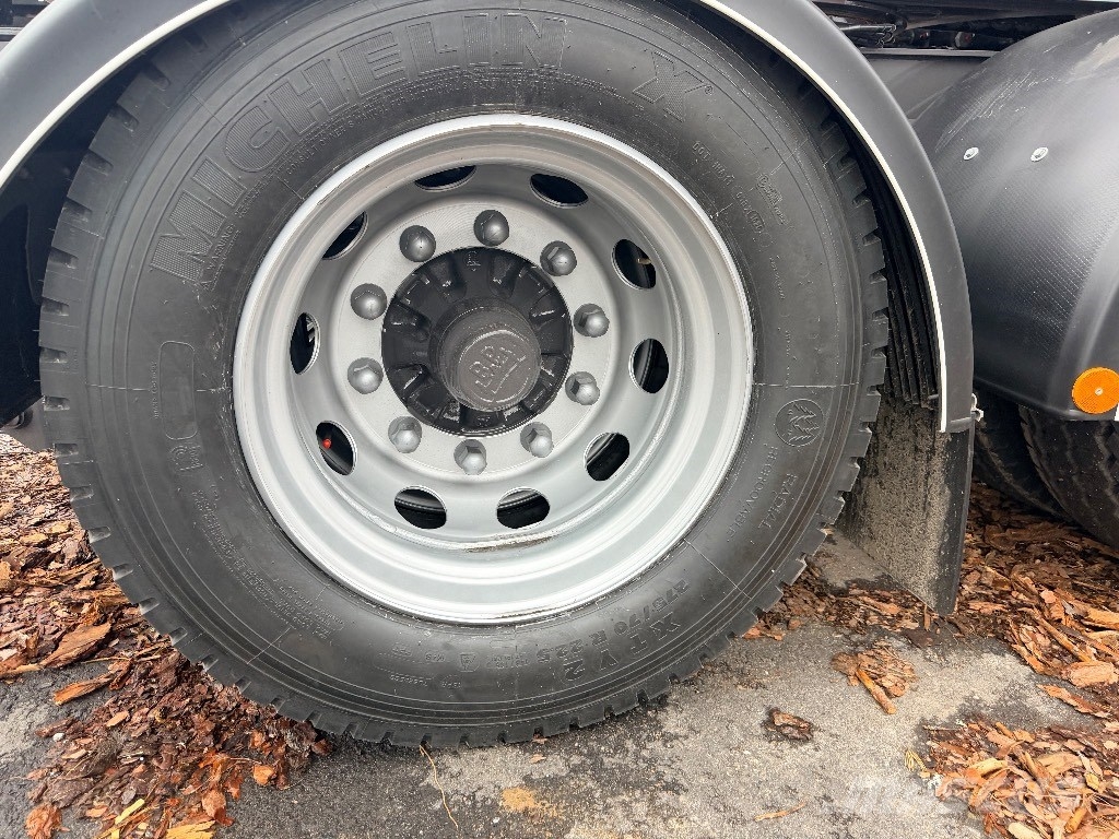 Feber / Wilma 5 akselinen kasettiperävaunu Bañera
