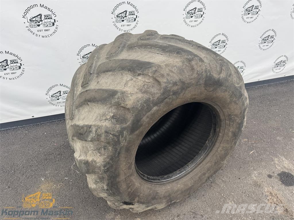 Trelleborg T428 710/40x22,5 Used/Beg Tyres, wheels and rims