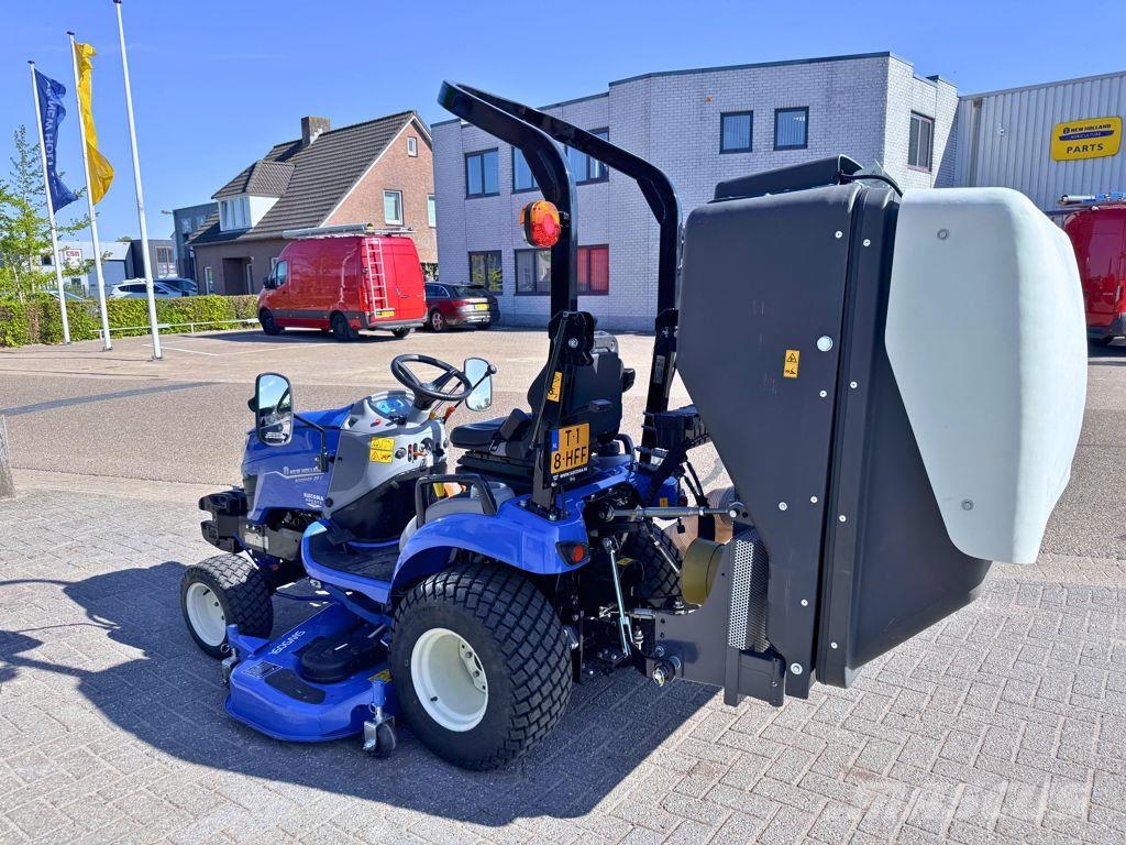New Holland Boomer 25C& 160GMS + Matev Opvangbak Трактори