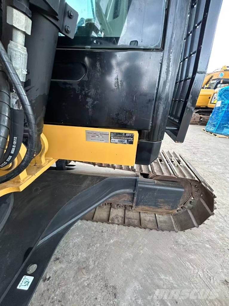 CAT 320E Bageri gusjeničari