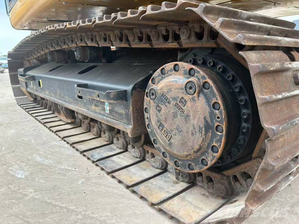 CAT 320E Bageri gusjeničari