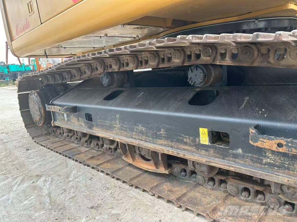 CAT 320E Bageri gusjeničari