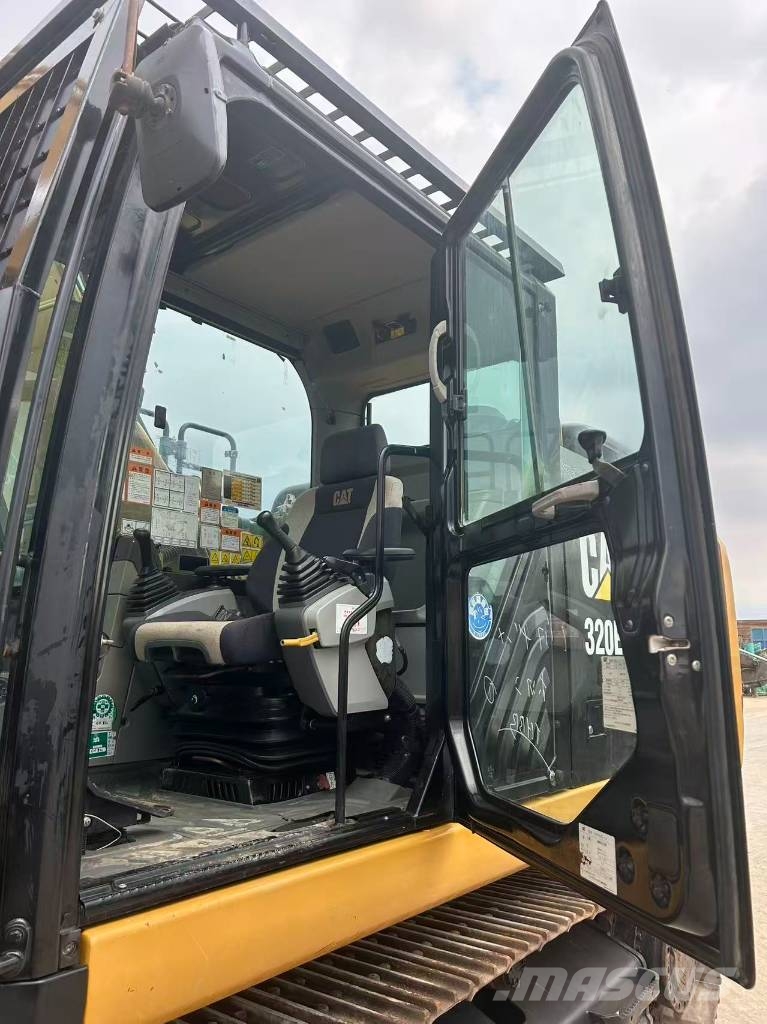 CAT 320E Bageri gusjeničari