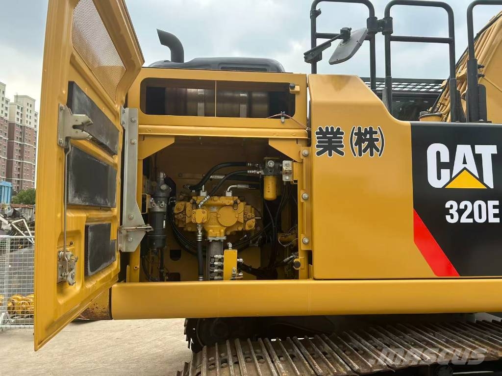 CAT 320E Bageri gusjeničari