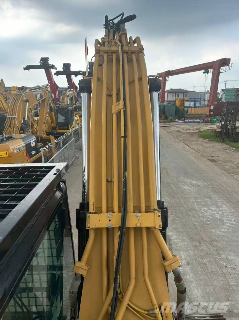 CAT 320E Bageri gusjeničari