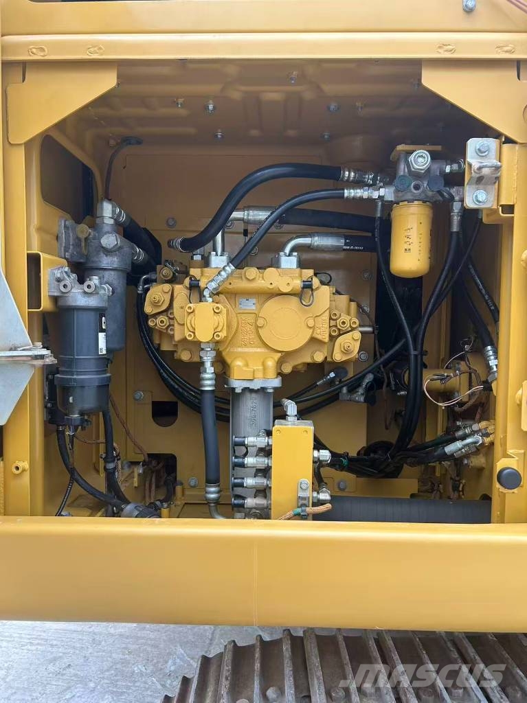 CAT 320E Bageri gusjeničari