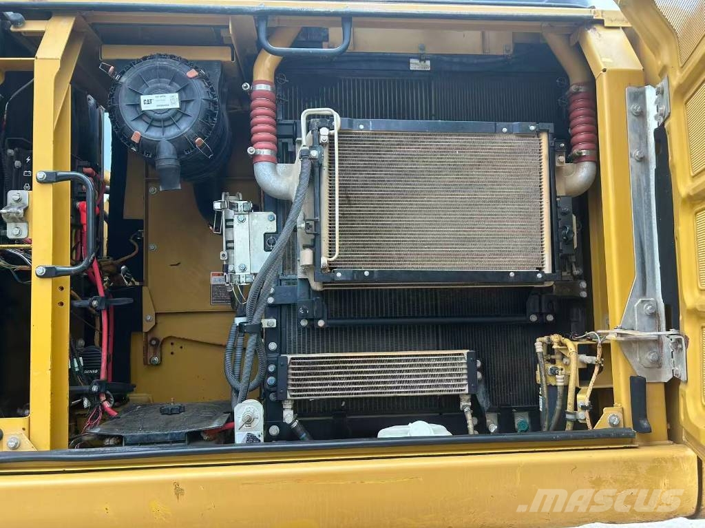CAT 320E Bageri gusjeničari