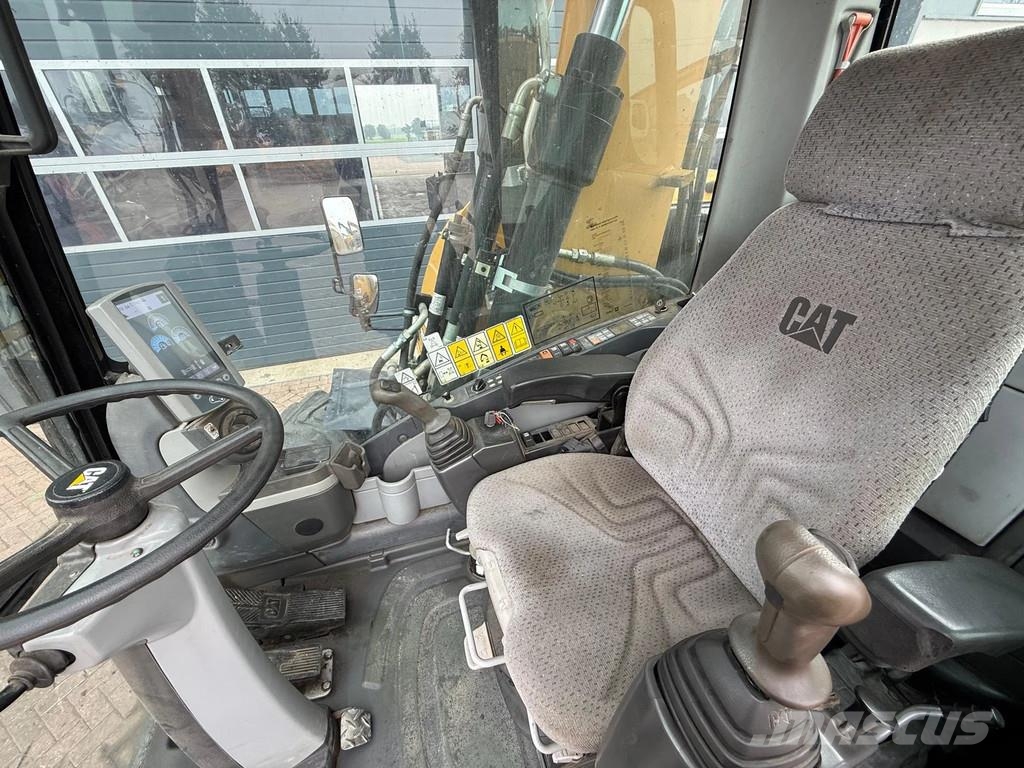 CAT M313D Wielgraafmachines