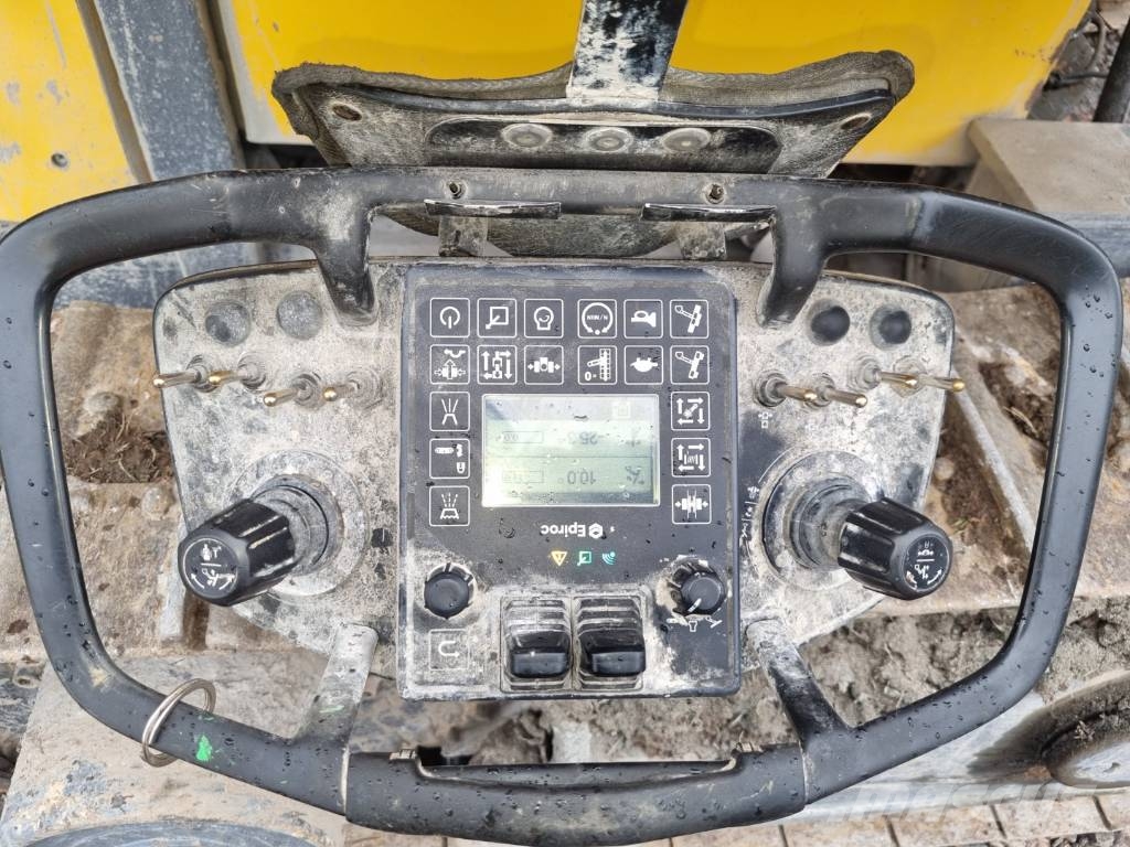 Atlas Copco FlexiROC T30R-03 Свердлильні установки