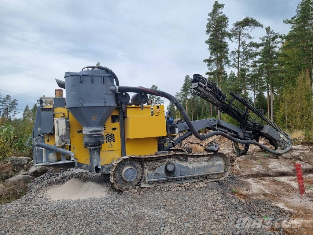 Atlas Copco FlexiROC T30R-03 Свердлильні установки