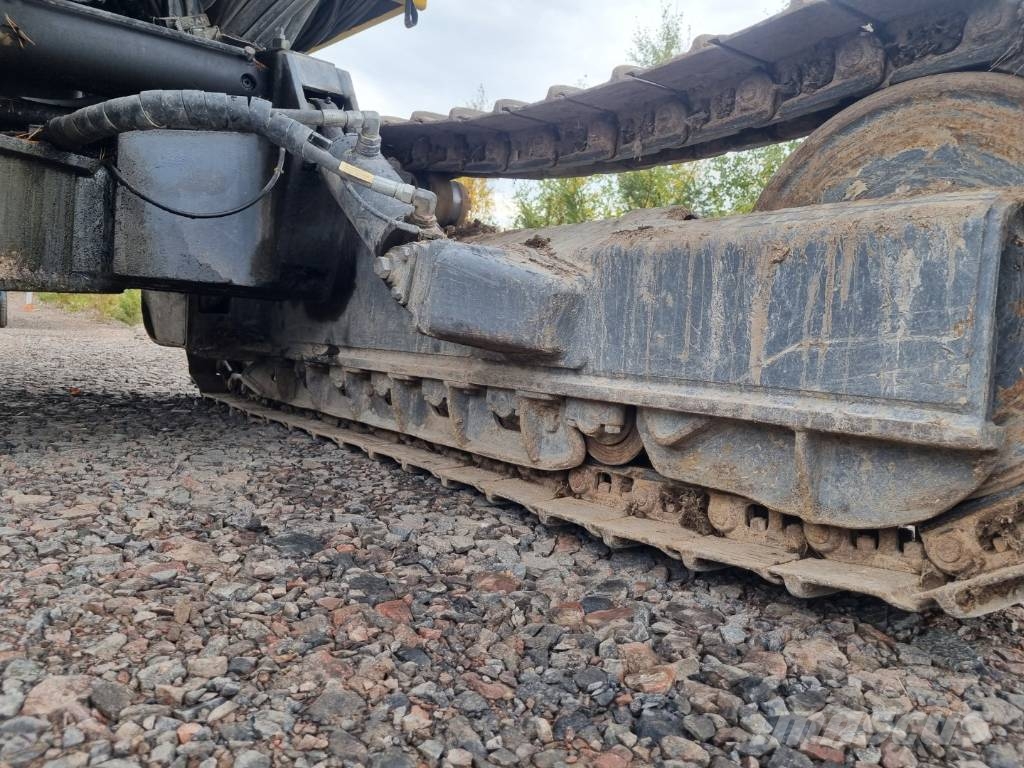 Atlas Copco FlexiROC T30R-03 Свердлильні установки