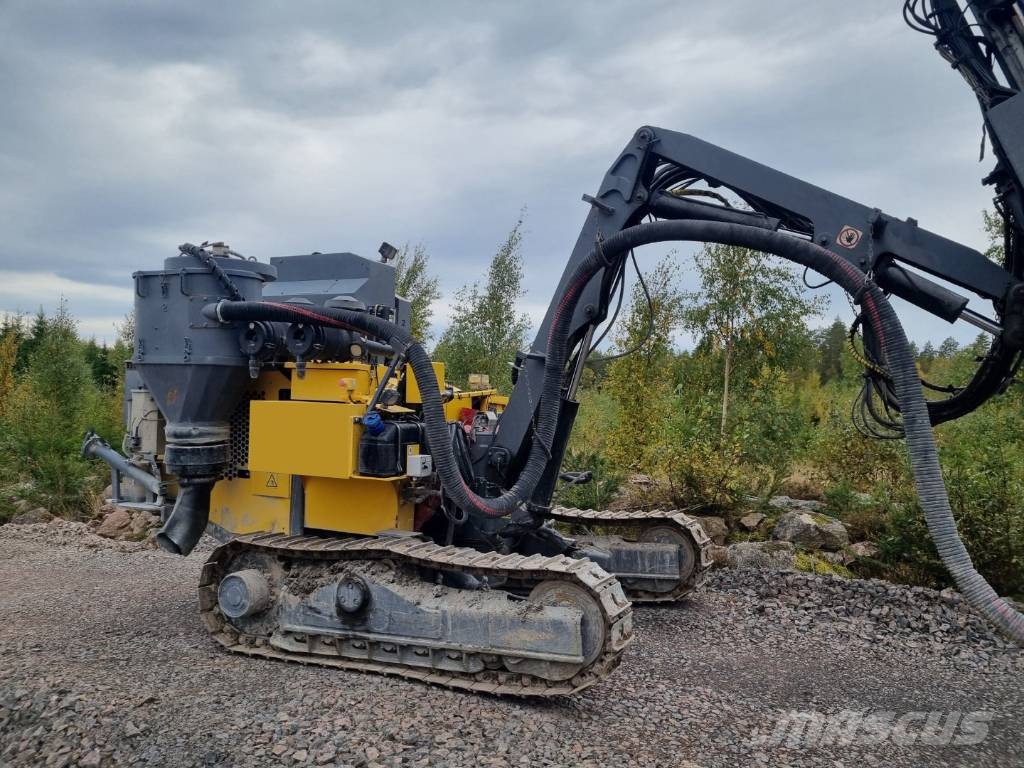 Atlas Copco FlexiROC T30R-03 Свердлильні установки