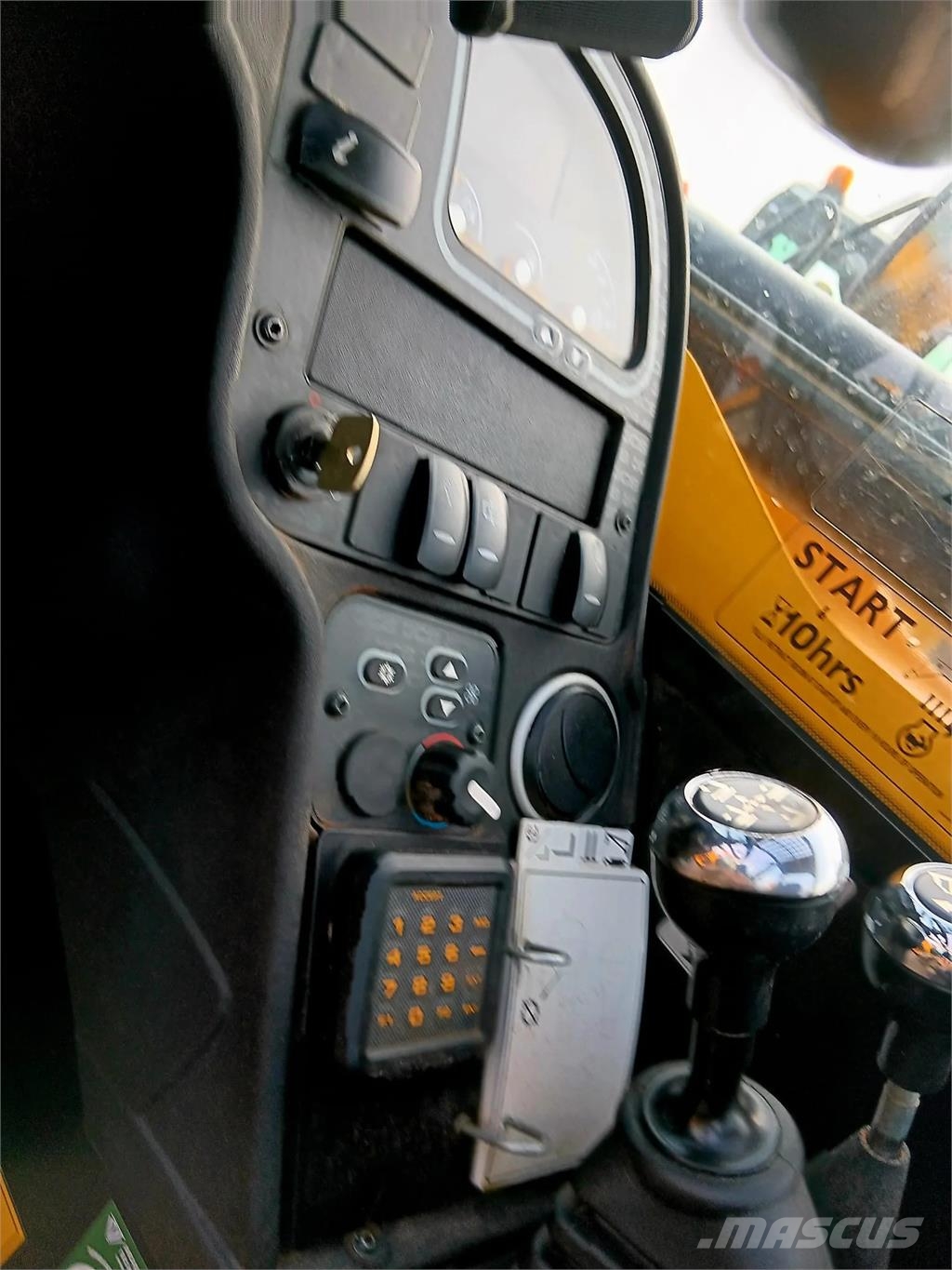 JCB 540-140 مناولات متداخلة