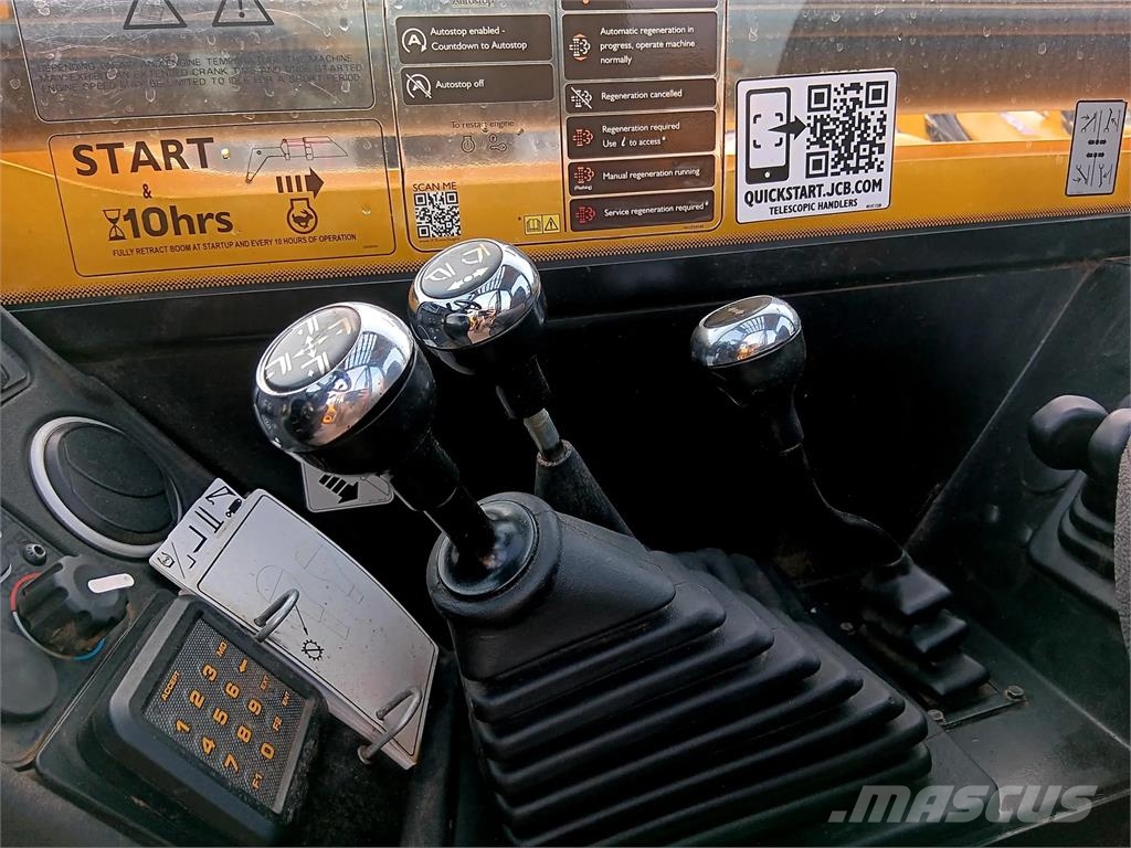 JCB 540-140 مناولات متداخلة