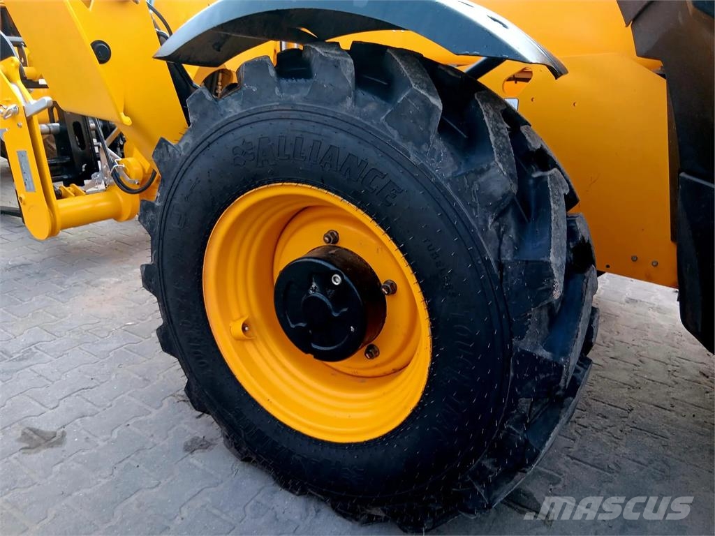 JCB 540-140 مناولات متداخلة