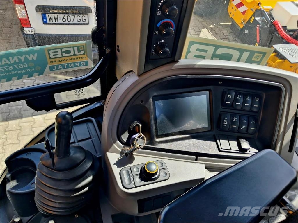 JCB 4CX Plus AEC Graaf-laadcombinaties