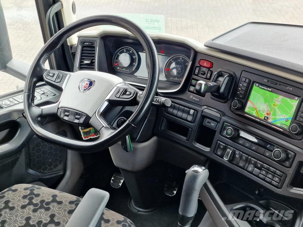Scania R650 V8 NGS Highline 6x4 - Manual gearbox with ret Trekkvogner