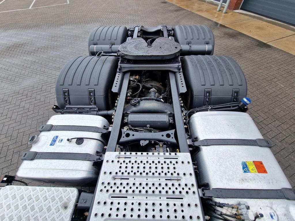 Scania R650 V8 NGS Highline 6x4 - Manual gearbox with ret Trekkvogner