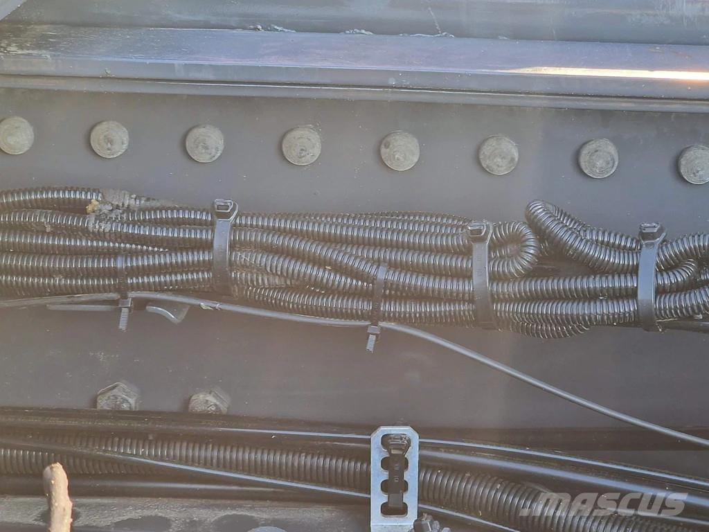Scania R650 V8 NGS Highline 6x4 - Manual gearbox with ret Trekkvogner