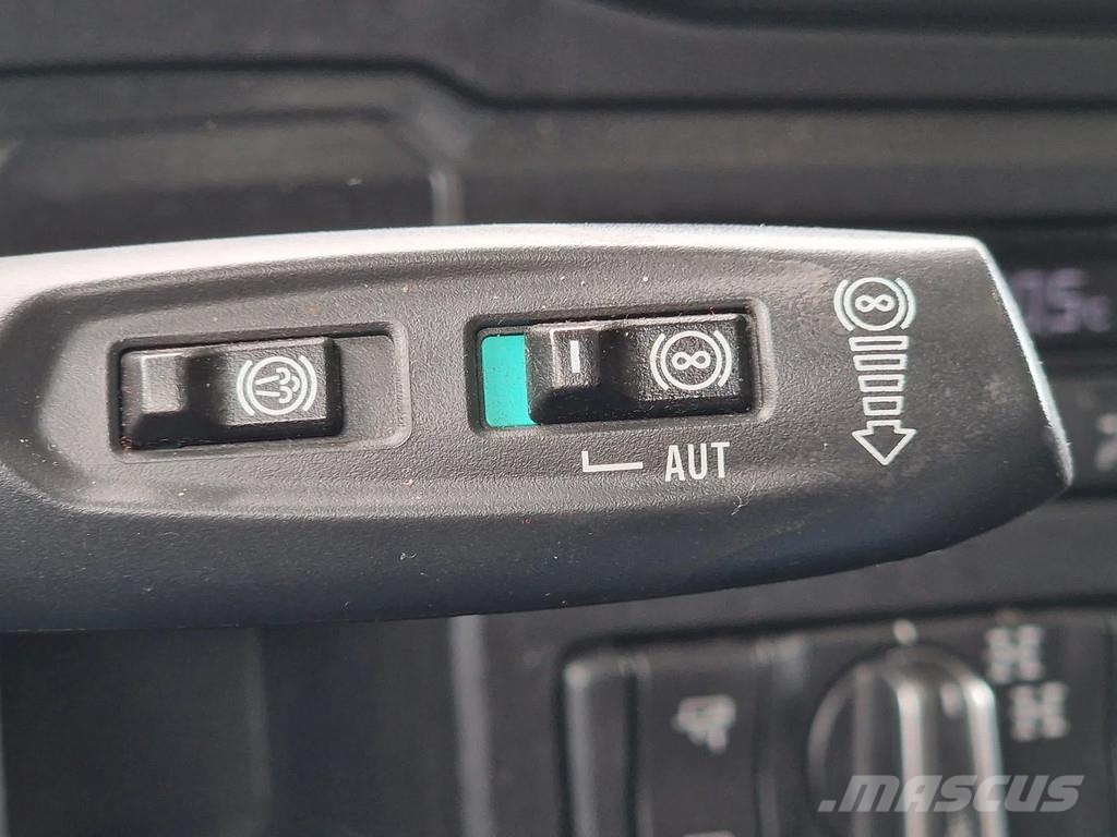 Scania R650 V8 NGS Highline 6x4 - Manual gearbox with ret Trekkvogner