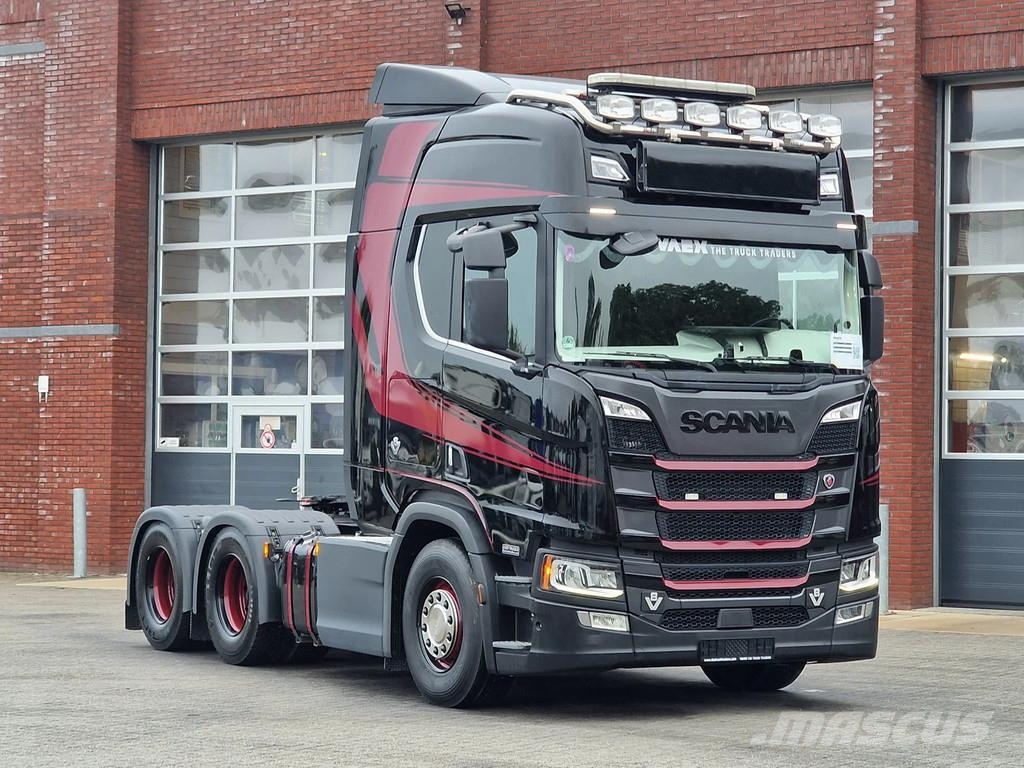 Scania R650 V8 NGS Highline 6x4 - Manual gearbox with ret Trekkvogner