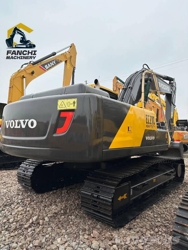 Volvo EC 210 Gravemaskiner på larvebånd