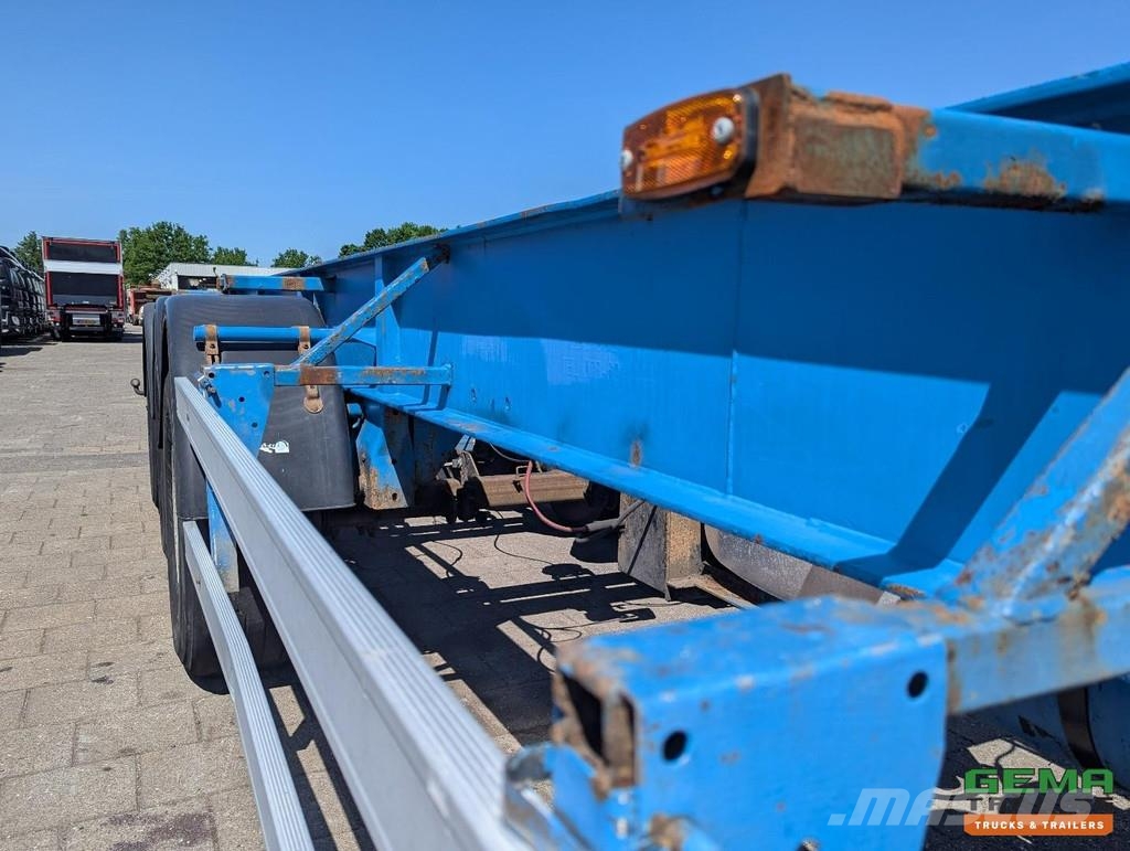 Desot OPL/3AT/38/6894E 3-Axles BPW - Drum Brakes - 30FT Container semi-trailers