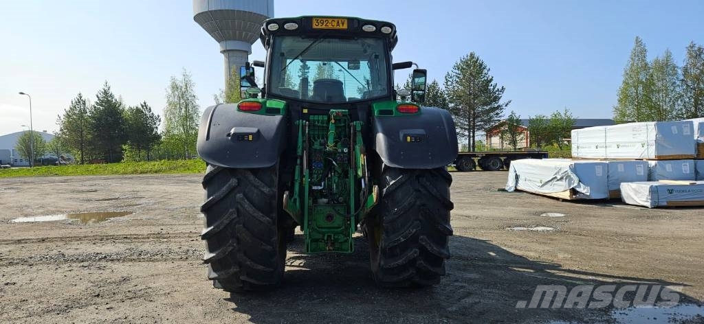 John Deere 6215R Tratores Agrícolas usados
