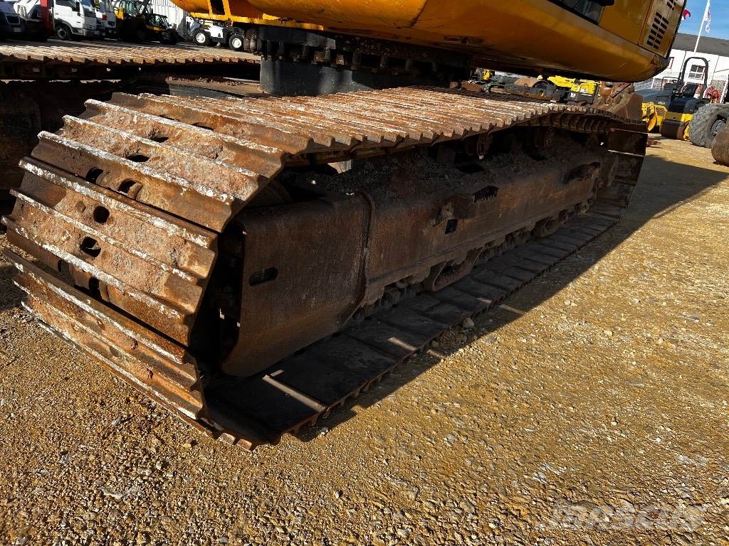 JCB JS 220 N LC Excavadoras sobre orugas