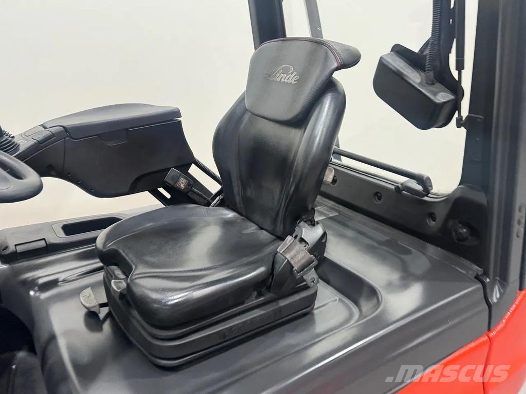 Linde 387 E 25 L-01. Inclusief nieuwe accu شاحنات ذات رافعات شوكية تعمل بالكهرباء
