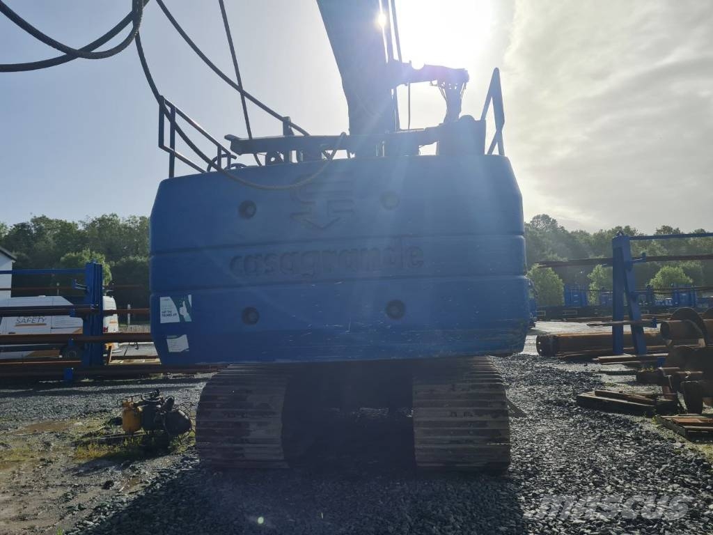 Casagrande B 300 Plataformas de empilhamento