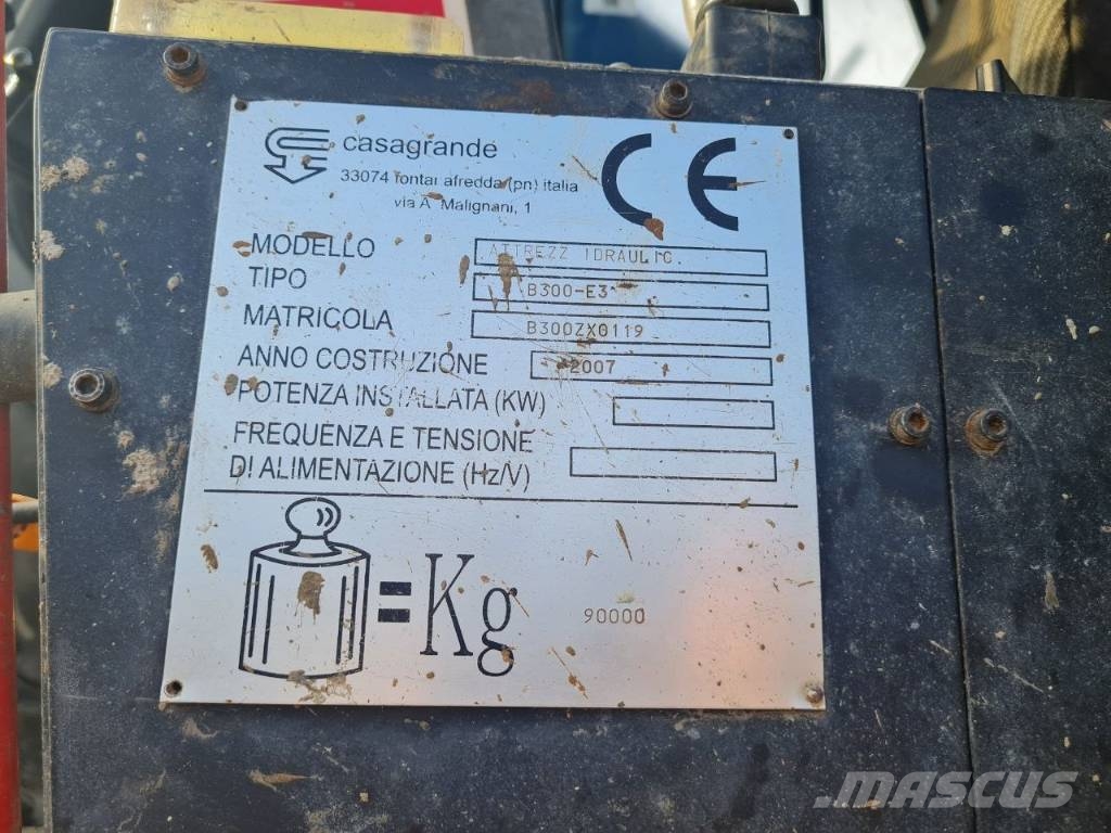Casagrande B 300 Plataformas de empilhamento