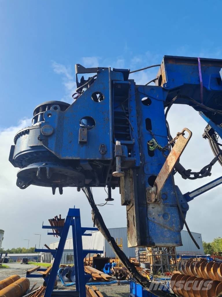 Casagrande B 300 Plataformas de empilhamento