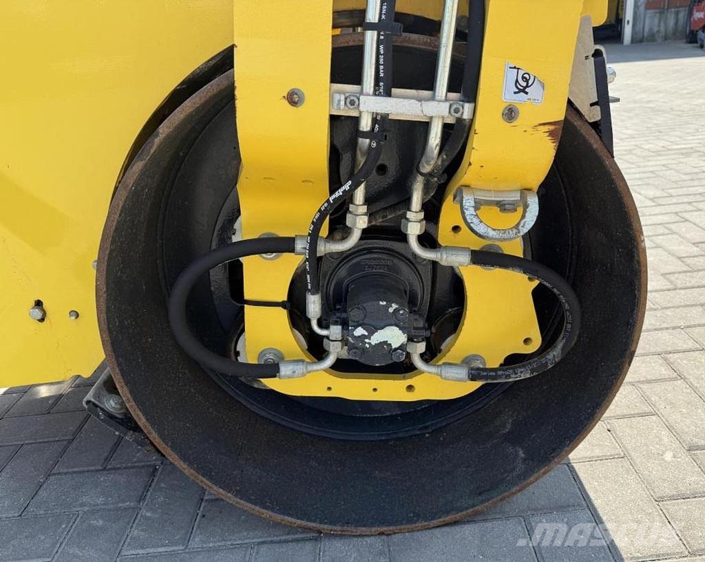 Bomag BW 120 AD-5 Rulli a doppio tamburo