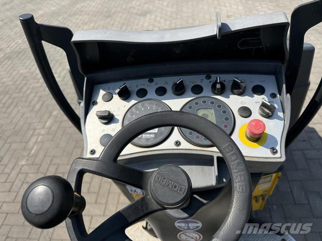 Bomag BW 120 AD-5 Rulli a doppio tamburo
