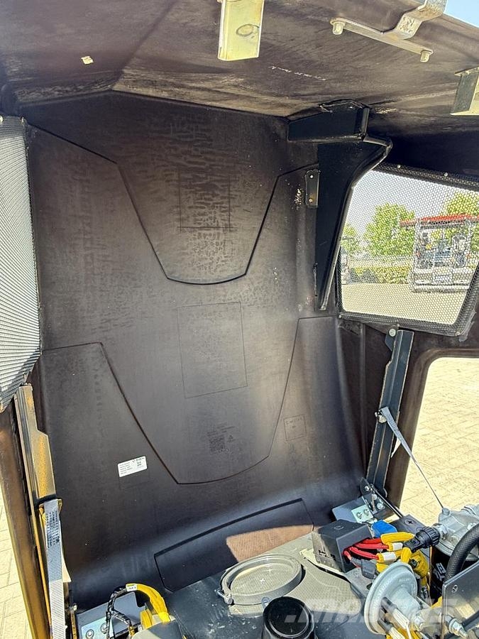 Bomag BW 120 AD-5 Rulli a doppio tamburo